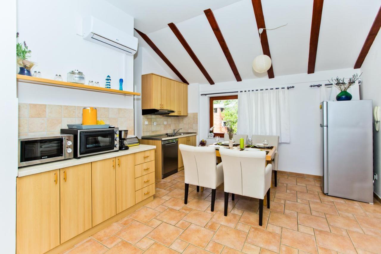Apartment Duda Хвар Екстериор снимка