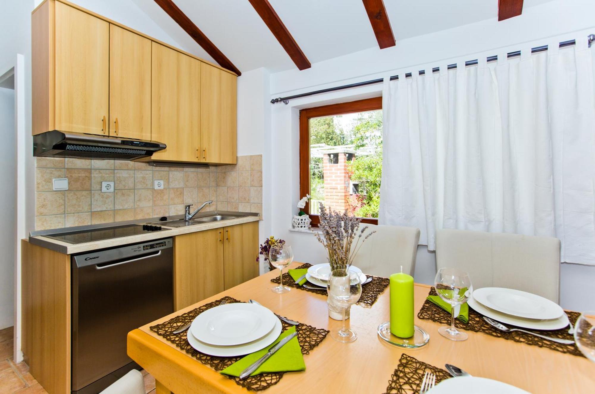 Apartment Duda Хвар Стая снимка