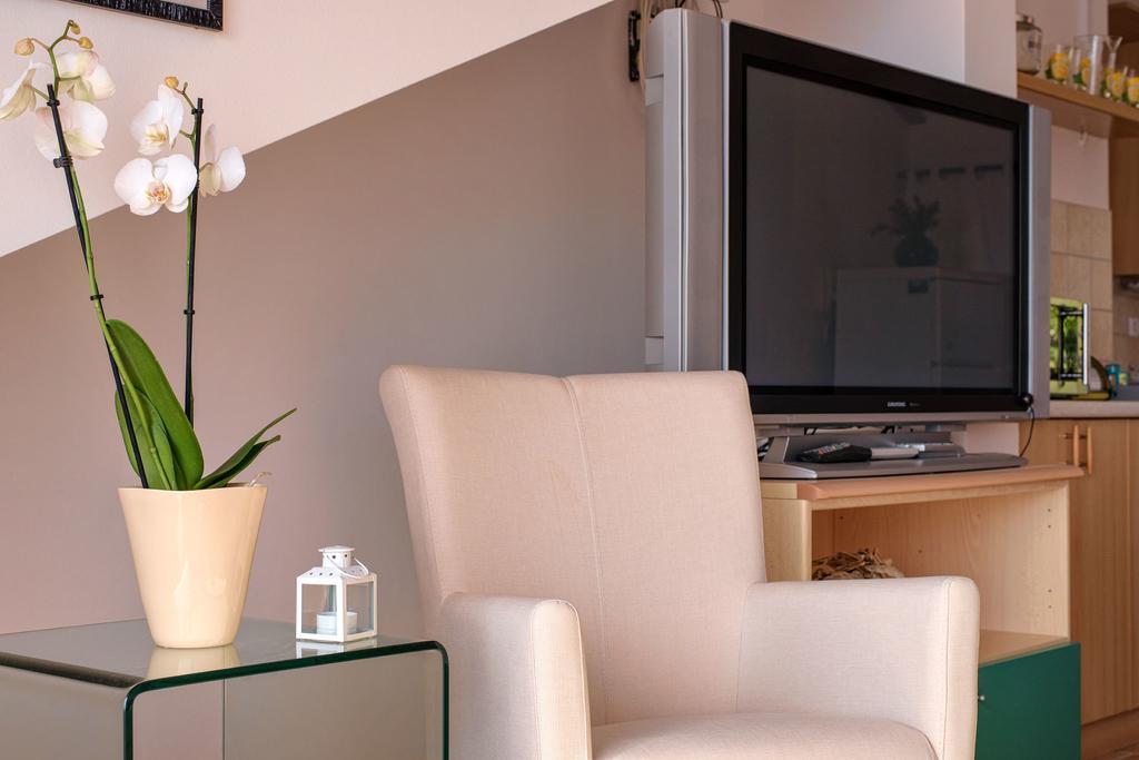Apartment Duda Хвар Стая снимка